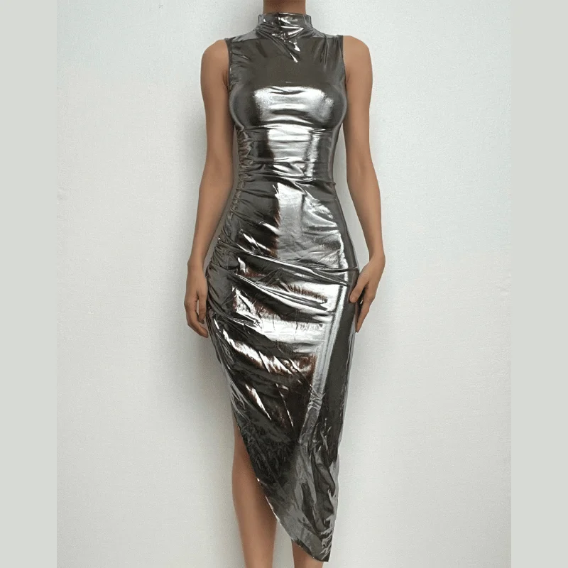 Fashion Frontiers BerryBetty - Metallic irregular high neck sleeveless ruched midi dress