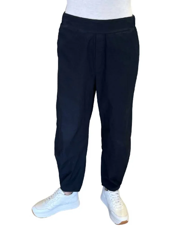 Latest Fashion Women's Pleated Hem Trousers In New Navy