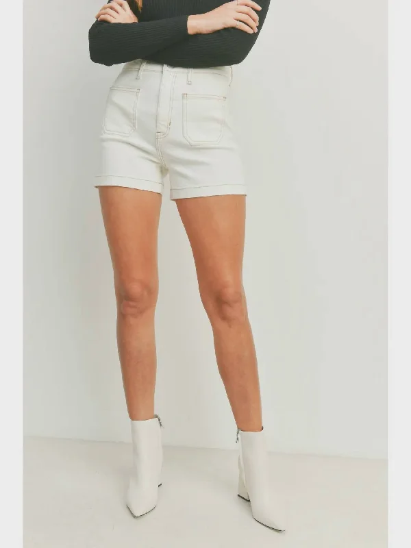 Everyday Wear Lucy Patch Shorts In Off White