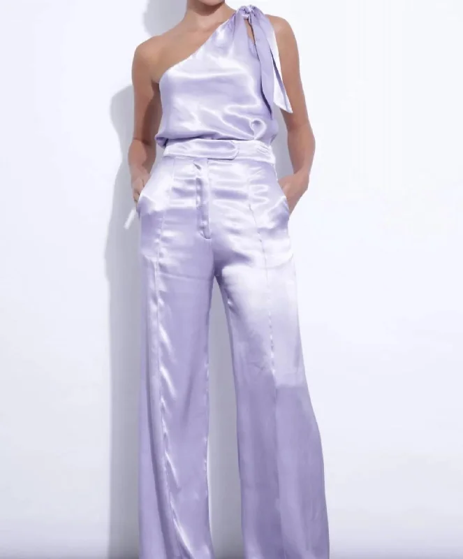 Beat The Heat In Tropical Styles Dominique Solid Pants In Lavender