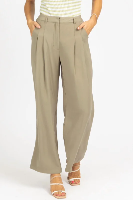 Day To Night Styles Pintuck Pleated Trouser In Olive