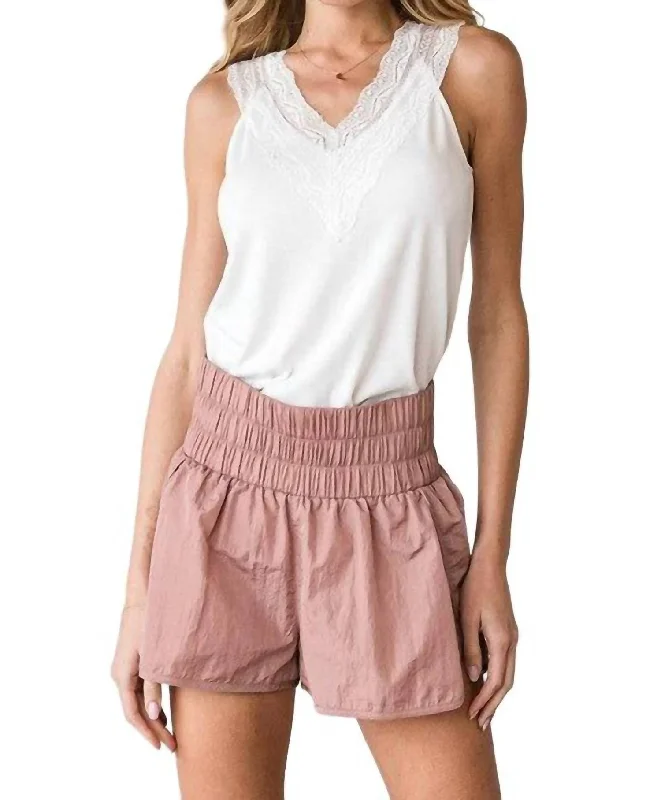 Season Offer Devyn Shorts In Mauve