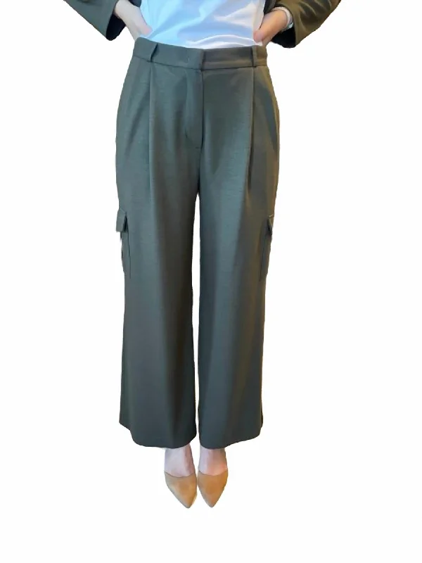 Seasonal Picks Women Cargo Trousers Superfine Merino In Moss Green