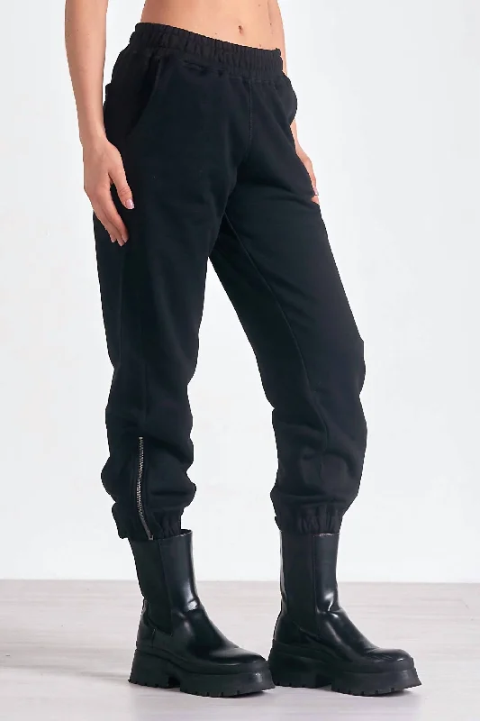 Fashion Forward Heather Jogger With Zipper Detail In Black