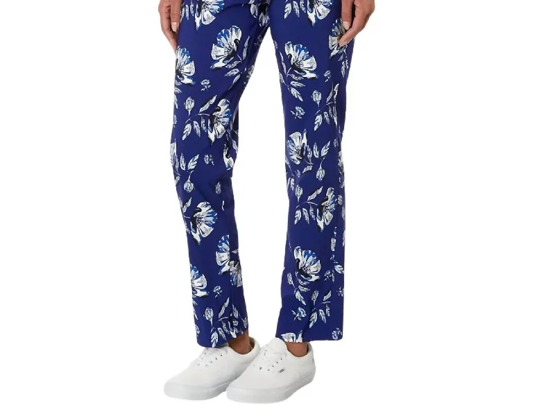 Fashion Forward Pull On Ankle Pant Print In Blue Flower