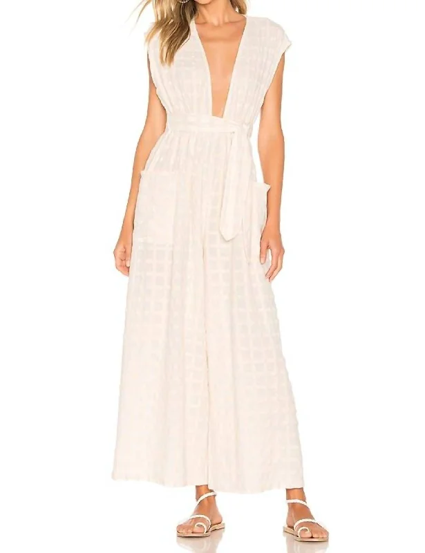 Casual Wear Whitney Jumpsuit In Wht Sand