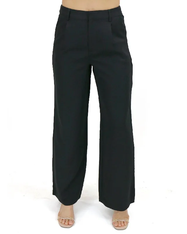 Classic Women's Fashion Pocketed Wide Leg Pants In Black