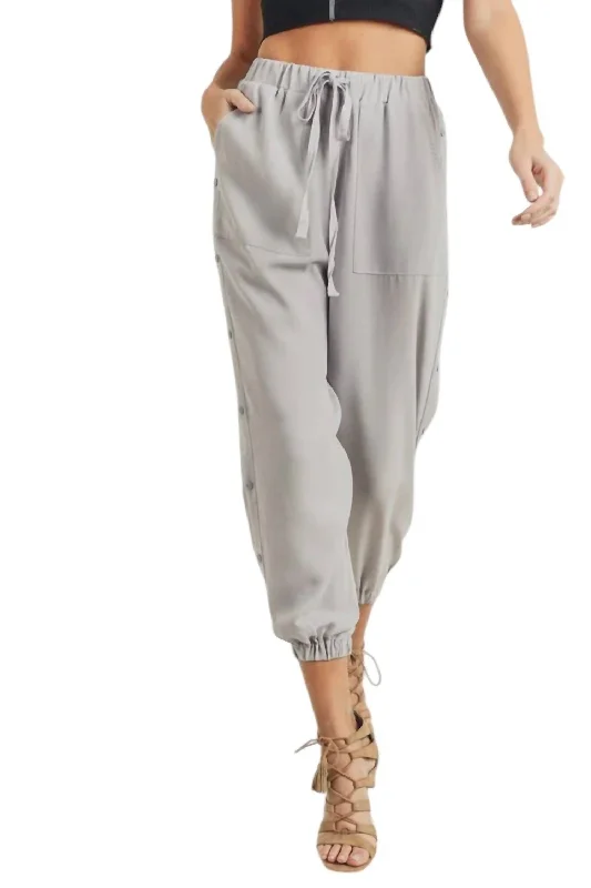 Vintage Retro Party Wear Out Of Your League Joggers In Grey