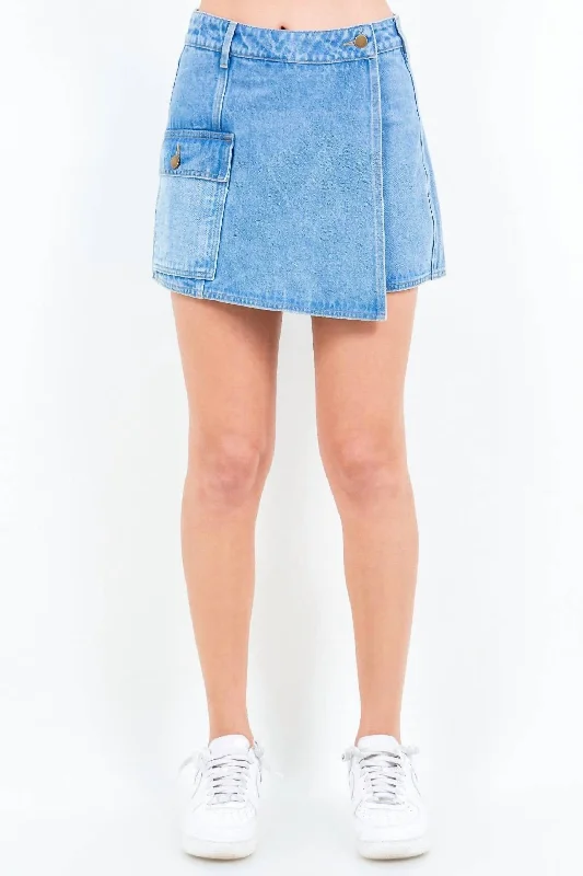 Minimalist Style Cargo Pocket Mini Length Skort In Blue