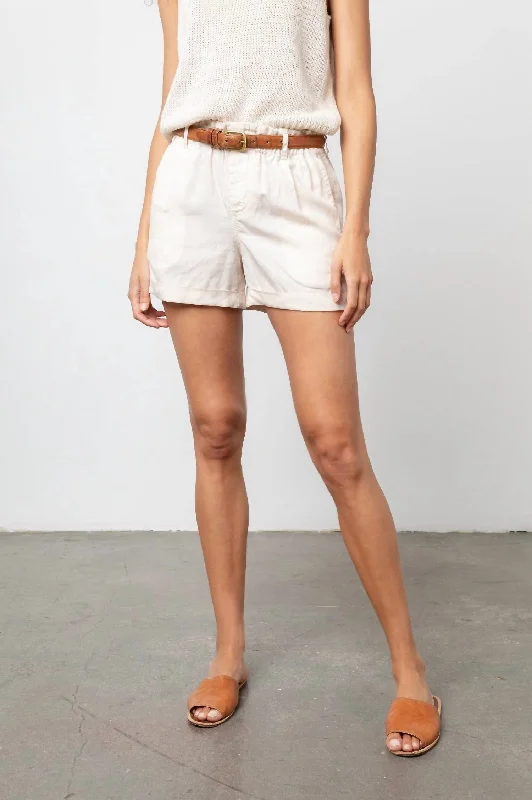 Fashion Forward Monty Shorts In Oat