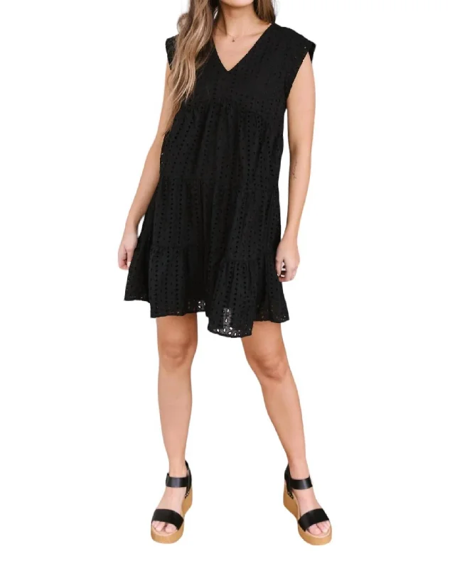 Grab Romantic Date - Night Styles Now Warm Wishes Eyelet Dress In Black